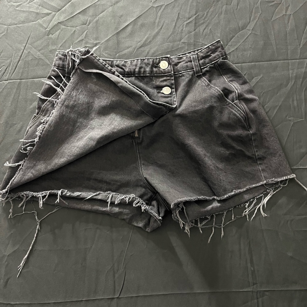 Zara black  Frayed Jean Shorts denim medium - Picture 2 of 5